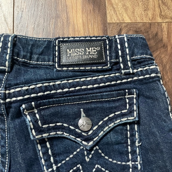 Women’s Miss Me Jeans - Picture 1 of 4
